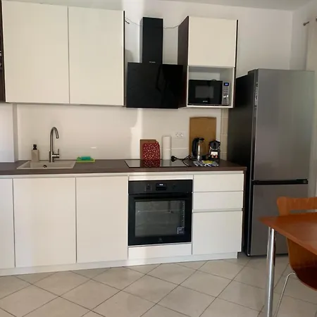 Agava, 200m From Kamenjak, New Kitchen, Own Terrace, Garden And Parking *